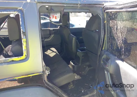 2015 Jeep Wrangler Unlimited Sport z USA, uszkodzony, nr VIN 1C4BJWDG8FL723120